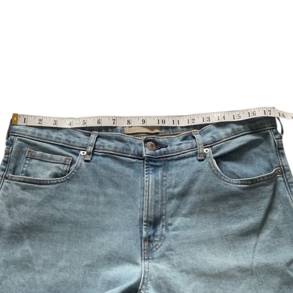Everlane Light Wash High Rise Skinny Regular Jeans, size 32 - Picture 7 of 10